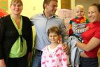 Londono olimpiados prizininkas imtynininkas Aleksandras Kazakevičius aplenkė vėžiu sergančius vaikus.