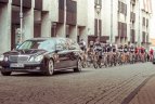 Dviratininkų bendruomenė į paskutinę kelionę palydėjo kelyje žuvusį savo bendražygį Šarūną Surblį
