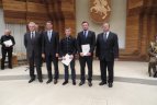 Sportininkai buvo apdovanoti Lietuvos vyriausybės