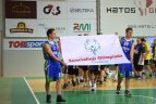 Krepšinį žaidė specialiųjų poreikių turintys vaikai ir suaugusieji