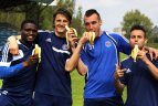 A lygos futbolininkai prisidėjo prie "bananinės" akcijos prieš rasizmą