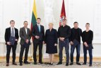 Pagerbtuvės prezidentūroje.