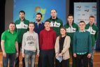 Mokykloje lankėsi "Prienų" krepšininkai