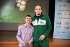 Mokykloje lankėsi "Prienų" krepšininkai