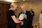 Uždarymo metu apdovanotos komandos ir geriausios žaidėjos