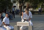 Karate klubo "Budora" auklėtiniai Vilniaus centre.