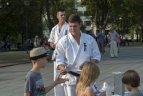 Karate klubo "Budora" auklėtiniai Vilniaus centre.