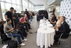 "Lietuvos ryto" krepšininkams ir treneriui - BMW automobiliai.