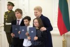 Apdovanojimų ceremonija prezidentūroje.