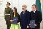 Apdovanojimų ceremonija prezidentūroje.