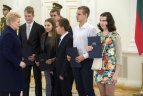 Apdovanojimų ceremonija prezidentūroje.