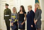 Apdovanojimų ceremonija prezidentūroje.