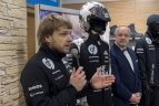 2015 12 21.  Dakaro raliui skirtos aprangos pristatymas.