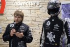 Dakaro raliui skirtos aprangos pristatymas.