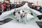 „Red Bull Jump & Freeze“ Liepkalnyje.