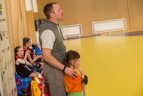Vaikų žolės riedulio lygos U12 finalinės varžybų momentas