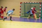 Vaikų žolės riedulio lygos U12 finalinės varžybų momentas