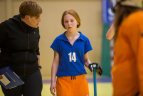 Vaikų žolės riedulio lygos U12 finalinės varžybų momentas