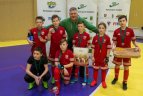 Vaikų žolės riedulio lygos U12 finalinės varžybų momentas