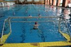 Po pusės metų pertraukos vėl atidarytas Vilniaus Lazdynų baseinas