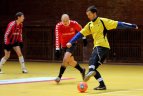 Dviejose Vilniaus salėse dvi dienas rungėsi aktyviausi futbolo aistruoliai