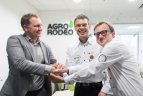 V. Žala ir S. Jurgelėnas pasirašė sutartį su pagrindiniu komandos partneriu