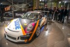 Ignas Gelžinis įspūdingai pristatė savo naują automobilį