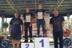 Savo svorio štangos spaudimo čempionatas.