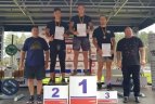 Savo svorio štangos spaudimo čempionatas.