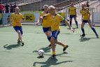 Turnyre "Aš myliu futbolą" rungtyniavo ir vaikinai, ir merginos
