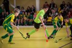 Vaikų žolės riedulio lygos U12 finalinės varžybų momentas