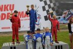 Net kelios kartingų varžybos savaitgalį vyko Smalininkuose