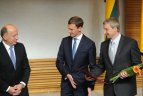 Vyriausybė apdovanojo olimpiečius.