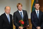 Vyriausybė apdovanojo olimpiečius.