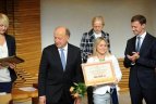 Vyriausybė apdovanojo olimpiečius.