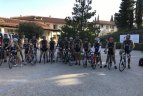 D. Jocius dalyvauja labdaringose dviračių varžybose