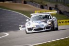 Jonas Gelžinis pradėjo naują lenktynių sezoną „Porsche Carrera CUP GB“ serijos lenktynėse.