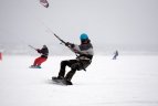 Nidoje surengtas pirmasis Lietuvos jėgos aitvarų žiemos čempionato etapas