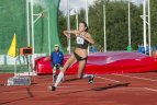 2016 06 17. Šuolininkės Airinės Palšytės  bandymas įveikti 195 cm aukštyje iškeltą kartelę.