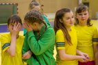 Vaikų žolės riedulio lygos U12 finalinės varžybų momentas