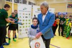 Vaikų žolės riedulio lygos U12 finalinės varžybų momentas