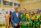 Vaikų žolės riedulio lygos U12 finalinės varžybų momentas