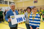 Vaikų žolės riedulio lygos U12 finalinės varžybų momentas