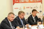 Prieš tris savaites prieš 1000 km lenktynes, jų rengėjai susitiko su spauda