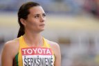 Agnė pagerino asmeninį rekordą (52.28).