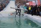 „Red Bull Jump & Freeze“ Liepkalnyje.