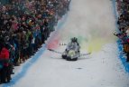 „Red Bull Jump & Freeze“ Liepkalnyje.