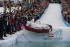 „Red Bull Jump & Freeze“ Liepkalnyje.
