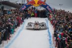 „Red Bull Jump & Freeze“ Liepkalnyje.