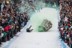 „Red Bull Jump & Freeze“ Liepkalnyje.